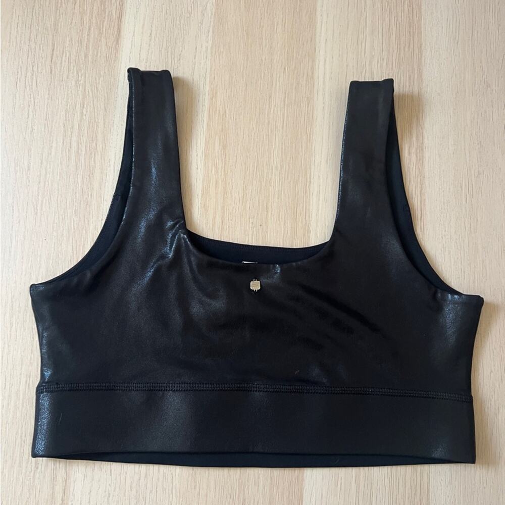Fabletics Harlyn Medium Impact Sports Bra Black Fog Foil - Picture 3 of 6